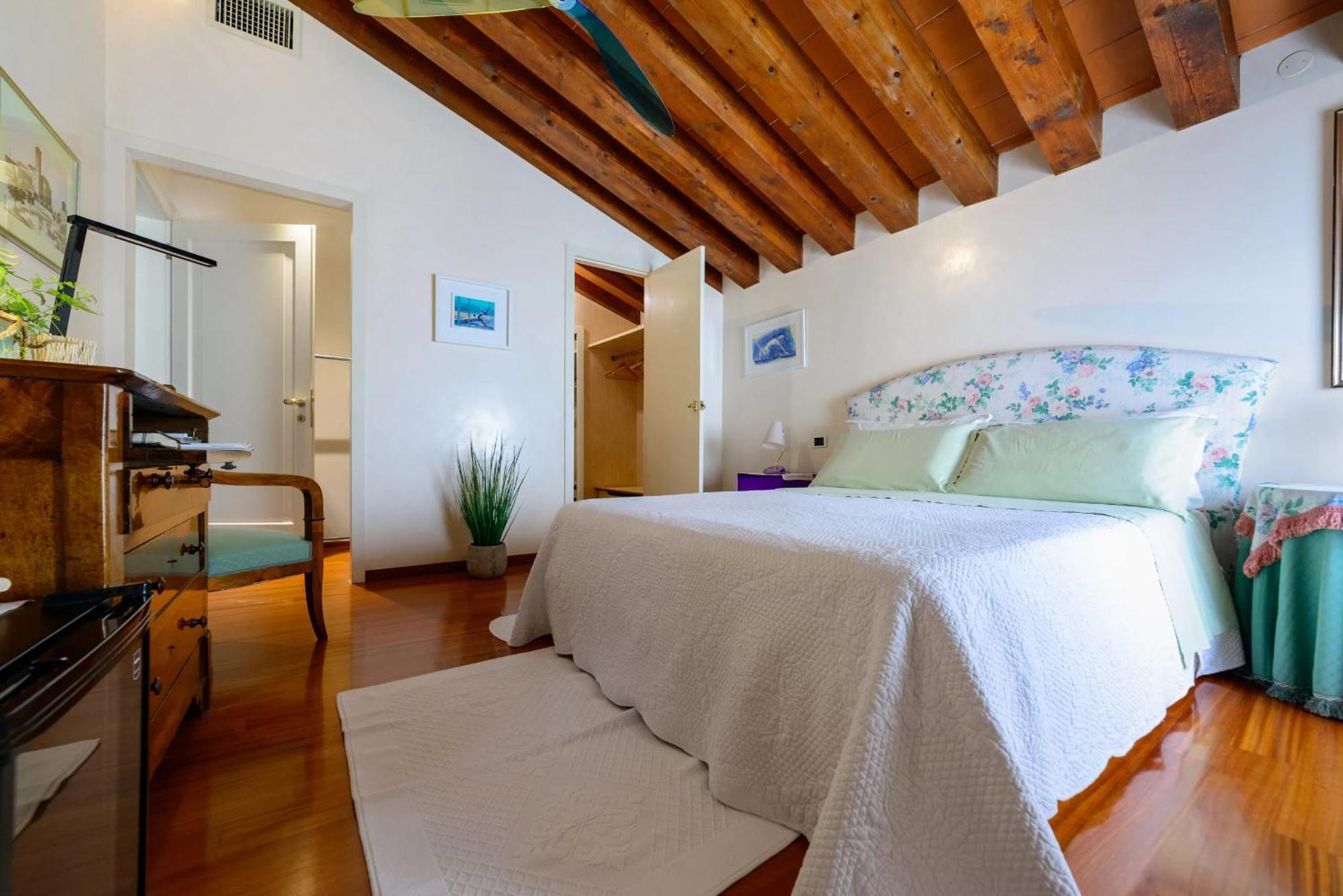 Mini Suite Deluxe Isola Di Mezzo Тревізо Екстер'єр фото