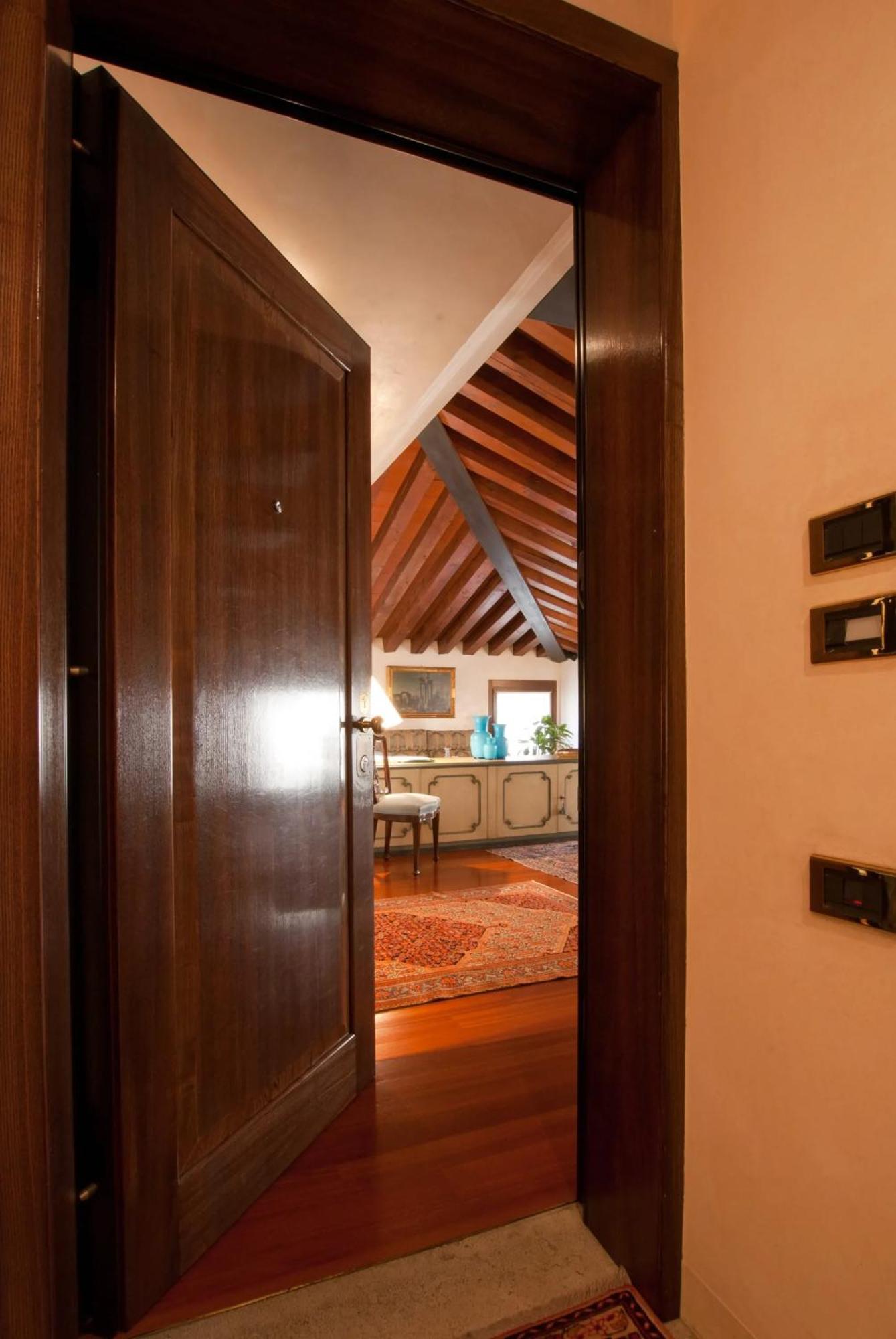 Mini Suite Deluxe Isola Di Mezzo Тревізо Екстер'єр фото